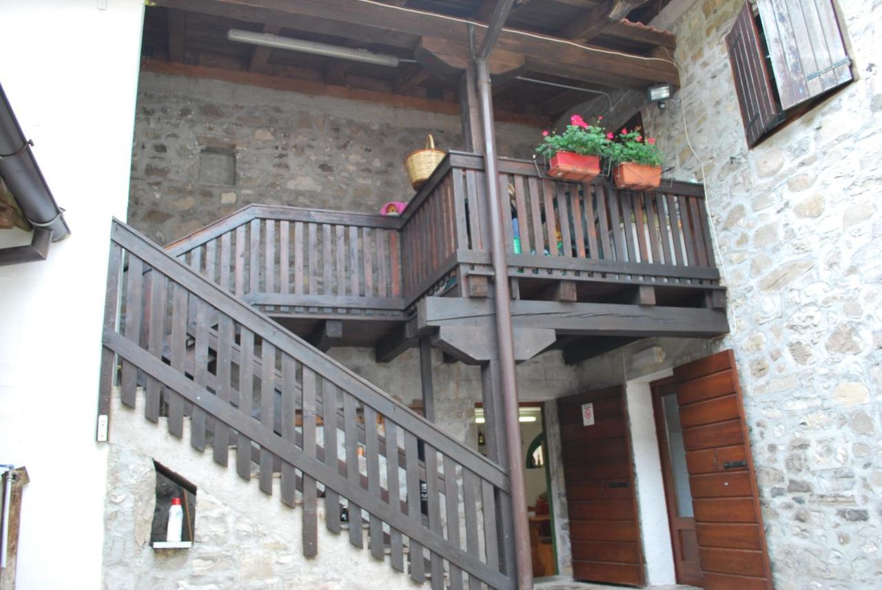 Rifugio Malga Grasia Caprizi Ngoại thất bức ảnh