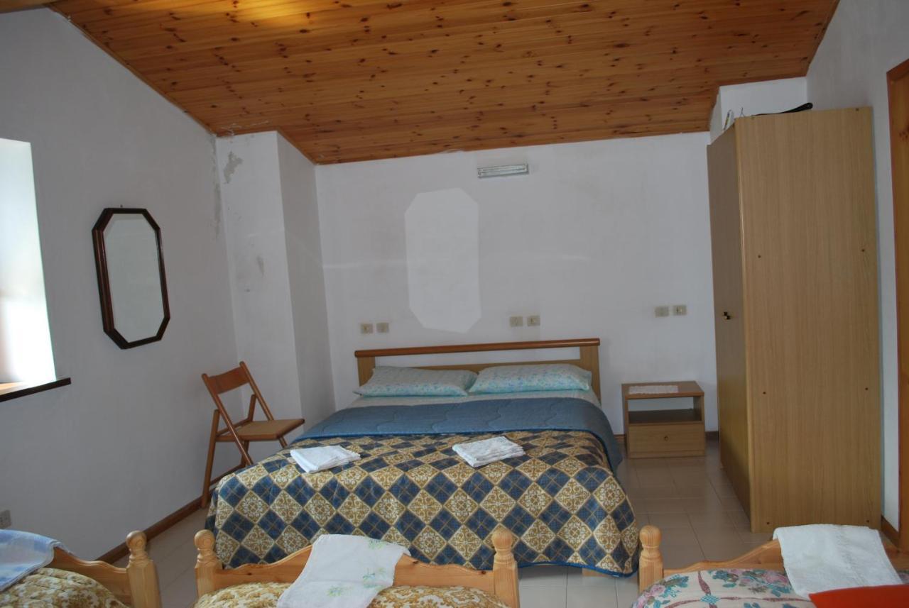 Rifugio Malga Grasia Caprizi Ngoại thất bức ảnh